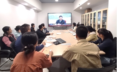 开展视频学习.jpg
