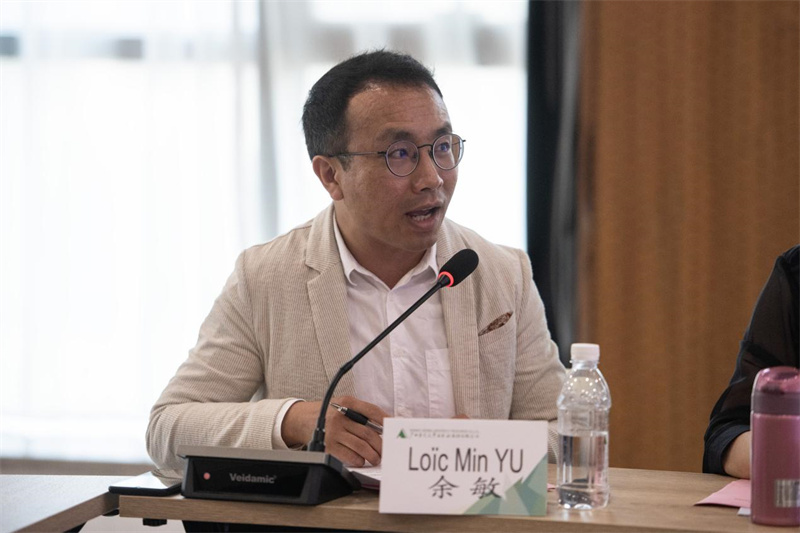 法国语言与文化学术图书馆中文领域藏书负责人余敏发言.jpg
