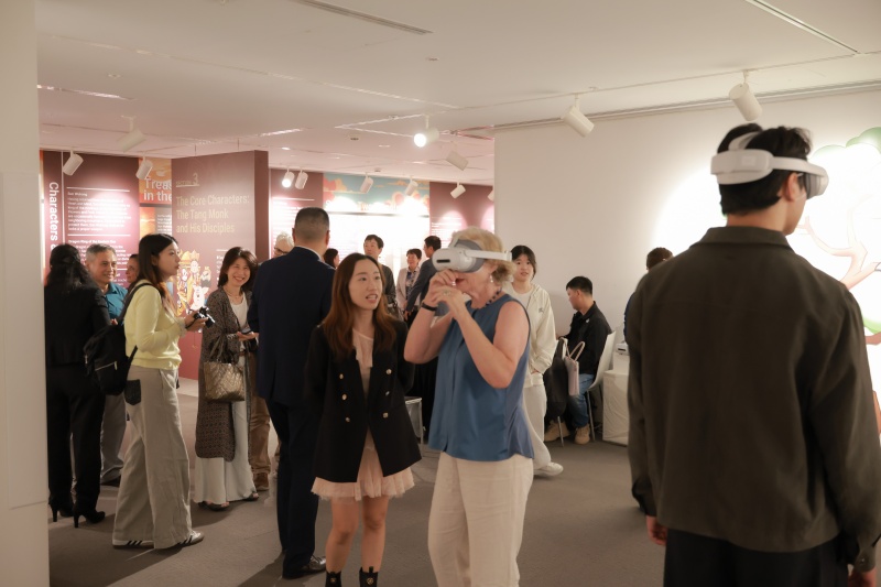 西游奇境VR展 现场体验1 (1).jpg